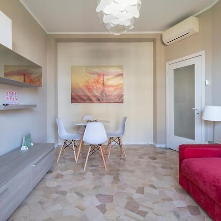 Altido Trendy Flat With Balcony, Easy Access To Milan Centre Apartman Kültér fotó