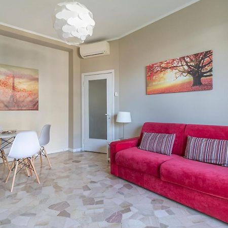 Altido Trendy Flat With Balcony, Easy Access To Milan Centre Apartman Kültér fotó