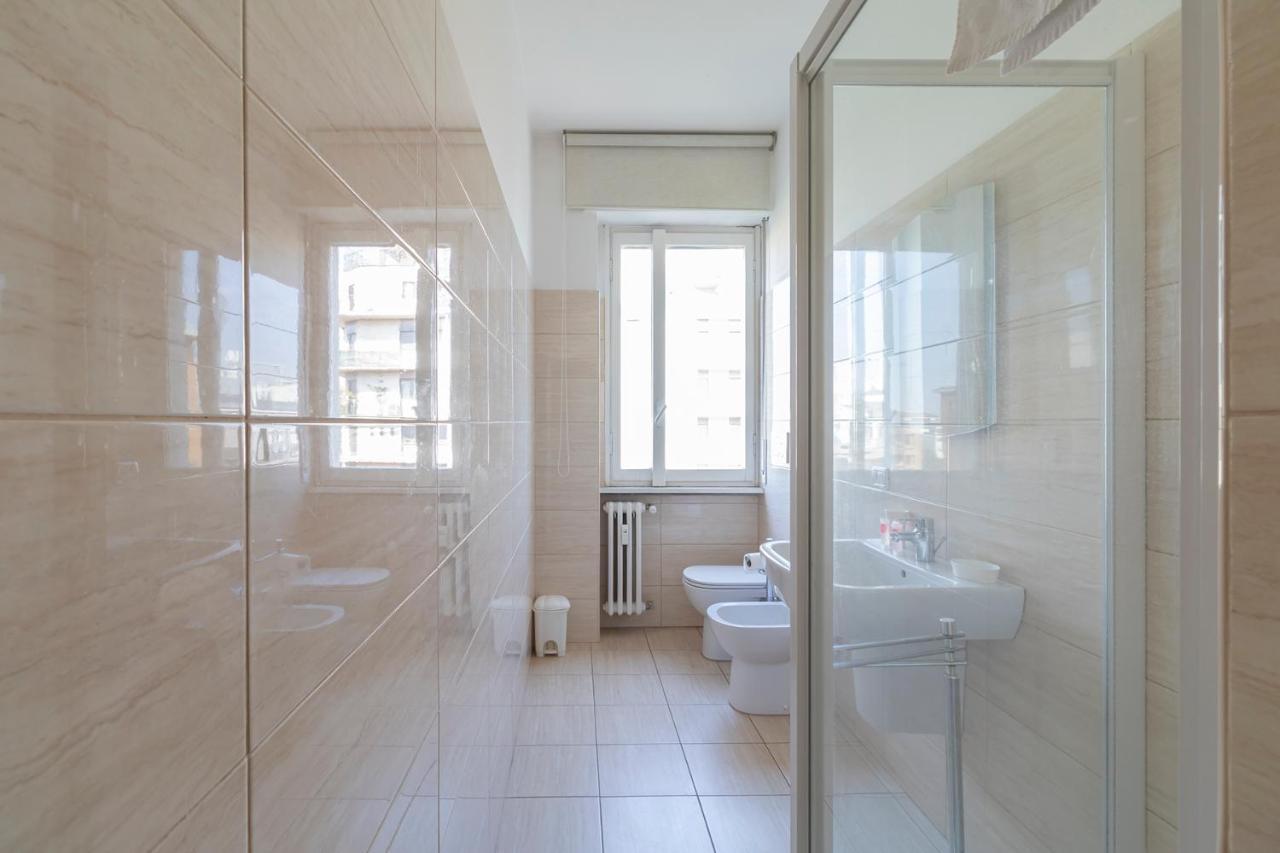 Altido Trendy Flat With Balcony, Easy Access To Milan Centre Apartman Kültér fotó