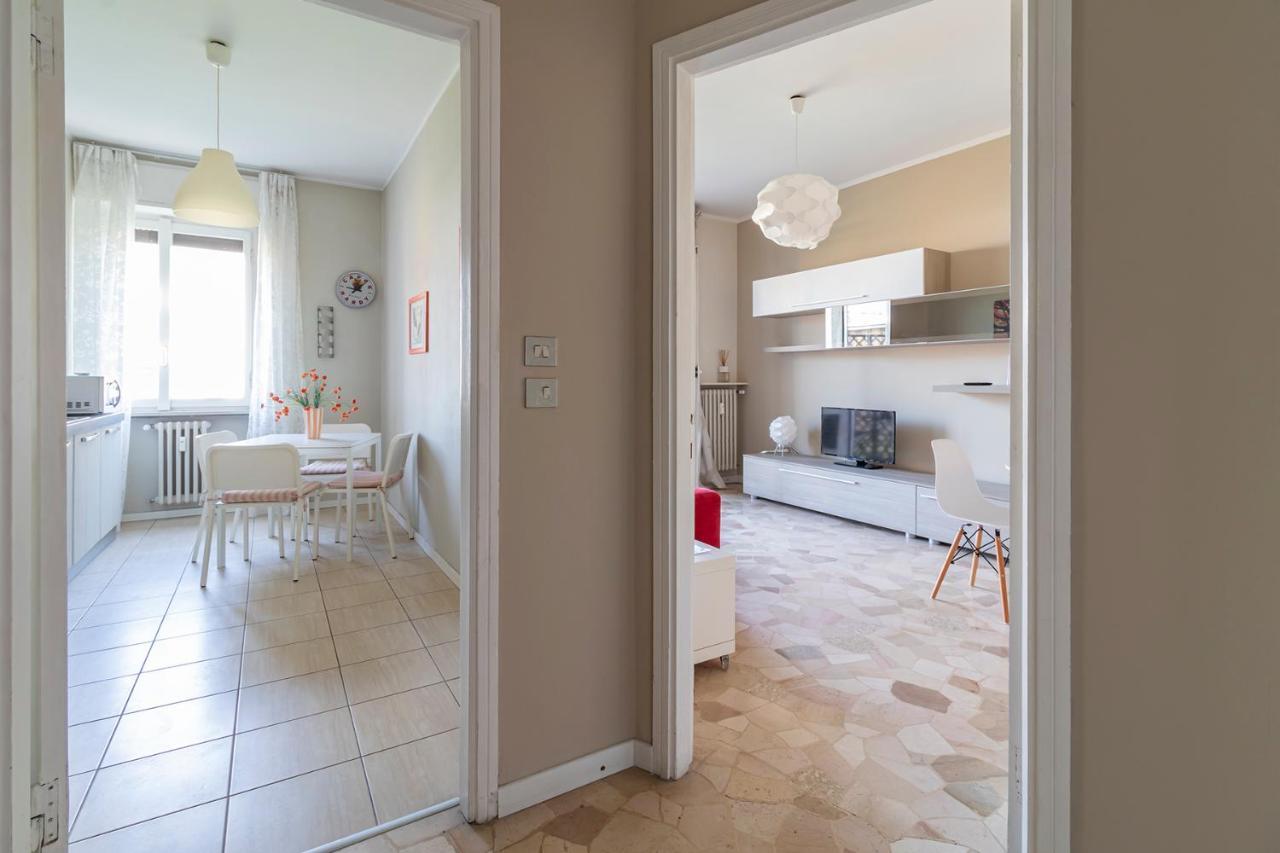 Altido Trendy Flat With Balcony, Easy Access To Milan Centre Apartman Kültér fotó