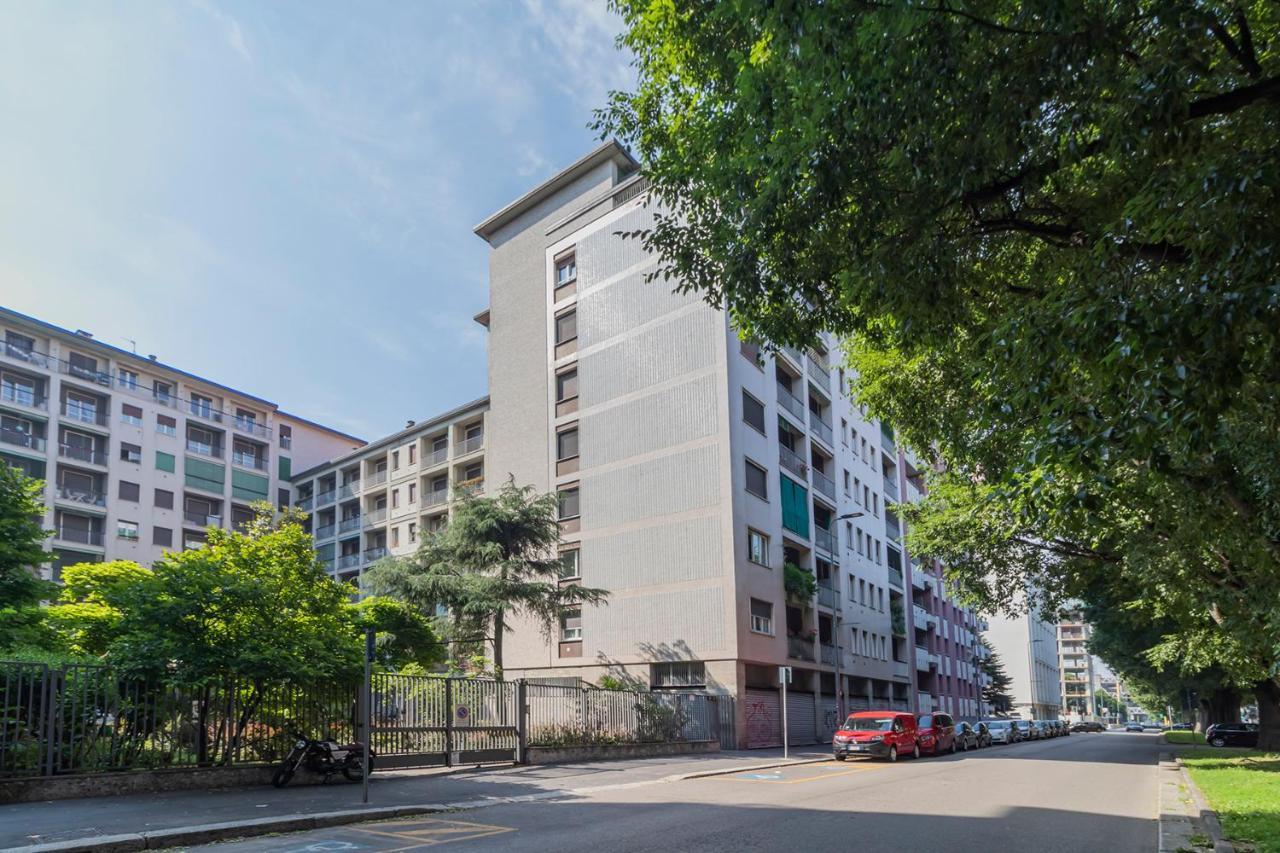 Altido Trendy Flat With Balcony, Easy Access To Milan Centre Apartman Kültér fotó