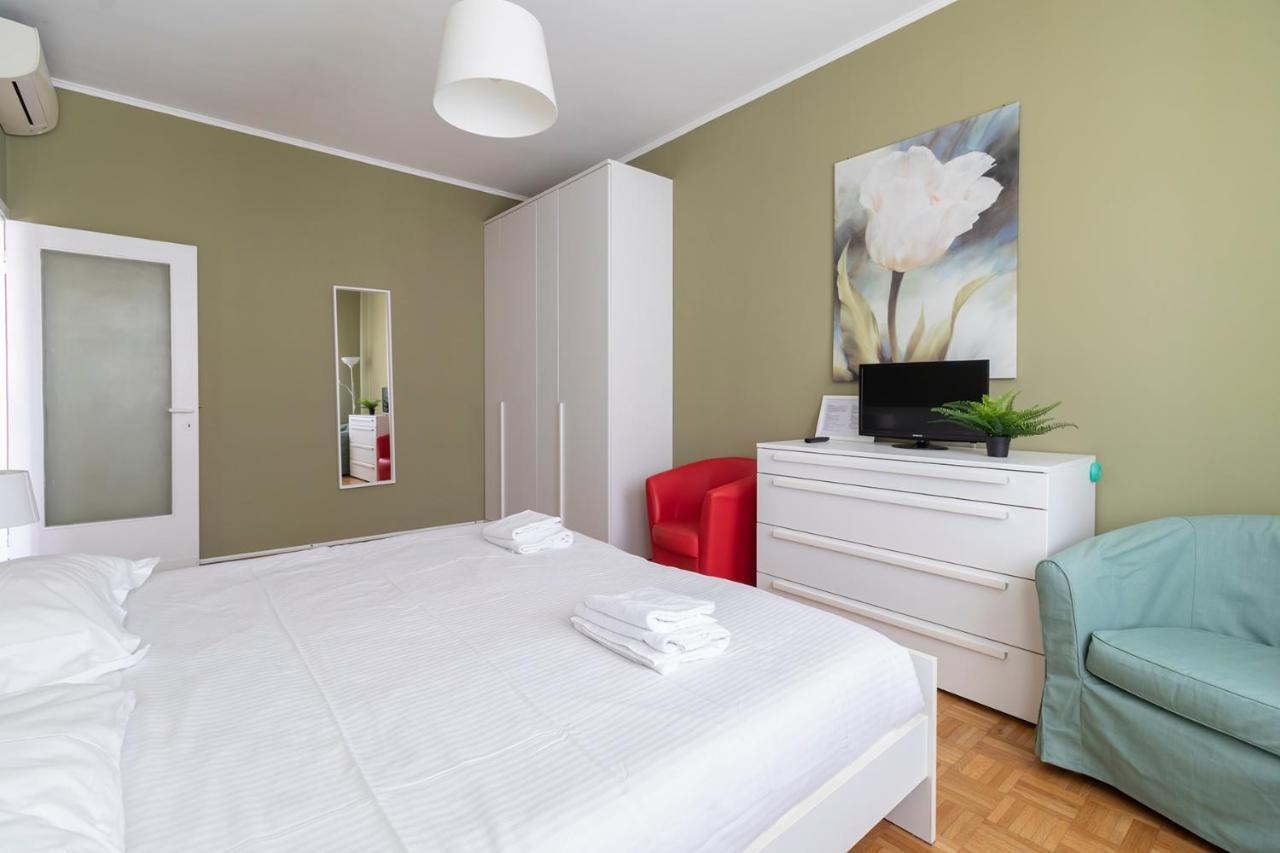 Altido Trendy Flat With Balcony, Easy Access To Milan Centre Apartman Kültér fotó