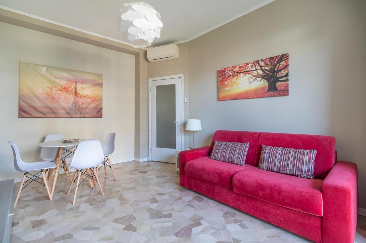 Altido Trendy Flat With Balcony, Easy Access To Milan Centre Apartman Kültér fotó