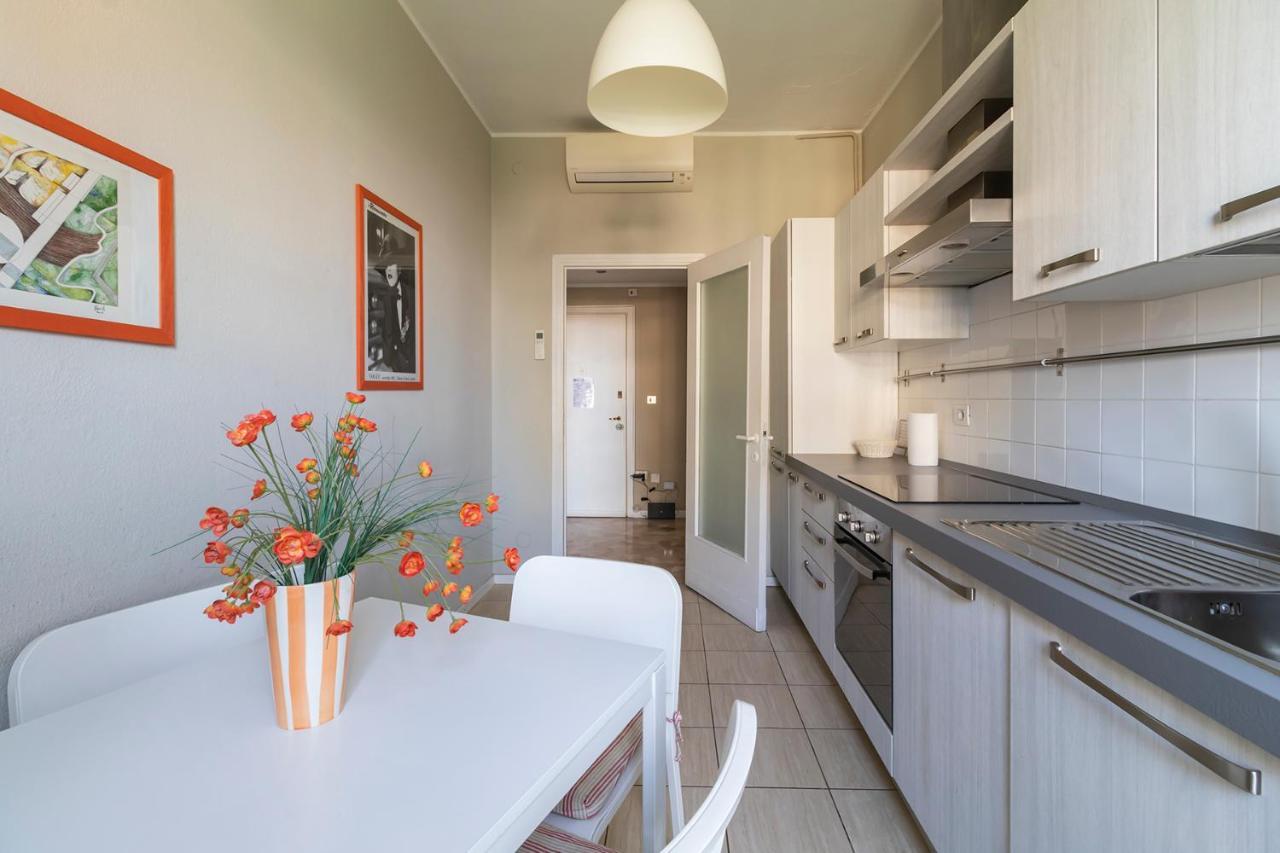 Altido Trendy Flat With Balcony, Easy Access To Milan Centre Apartman Kültér fotó